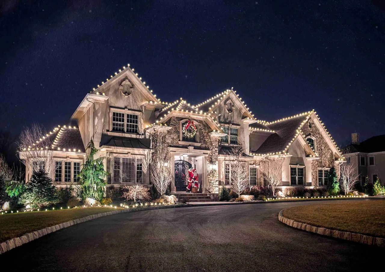 christmas light installation on home