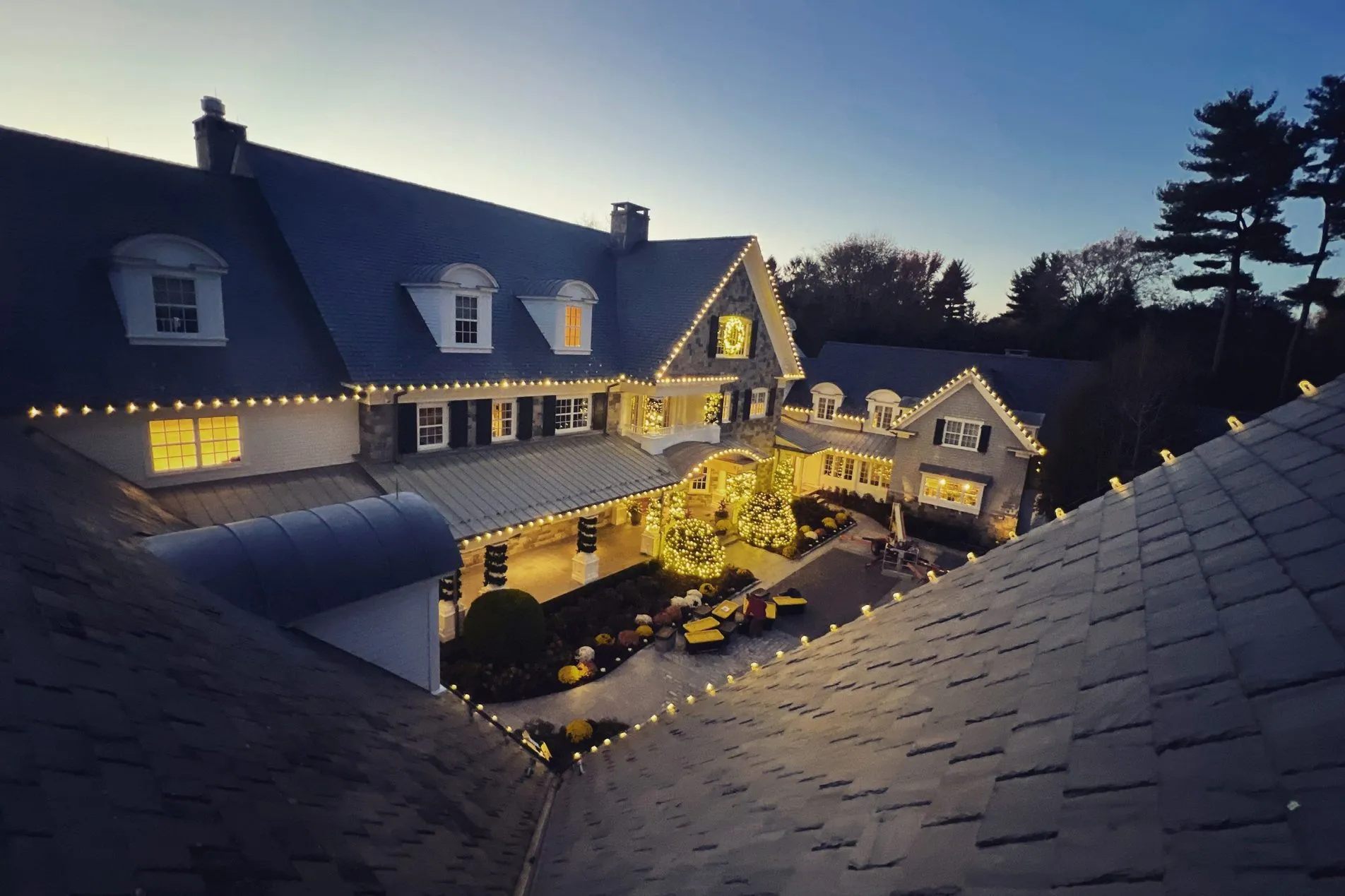 Professional Christmas light installation guide