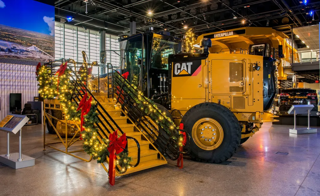 The same equipment dressed with wreaths and lit decor